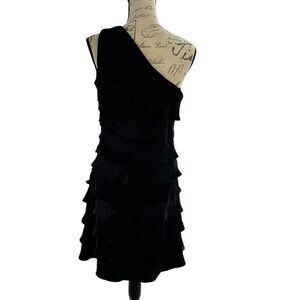 - S.L fashion one shoulder dress